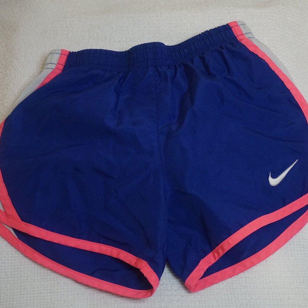 NIKE GIRLS DRI-FIT SHORTS